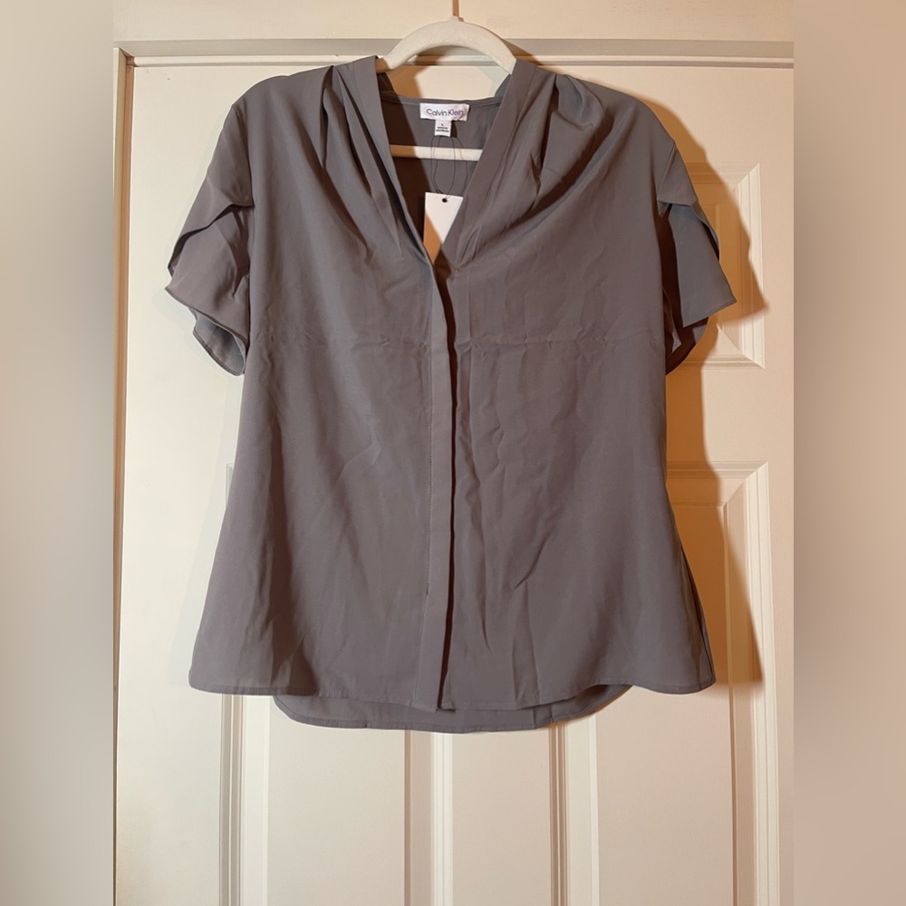 Calvin Klein Casual Dress Shirt - Woman’s Large